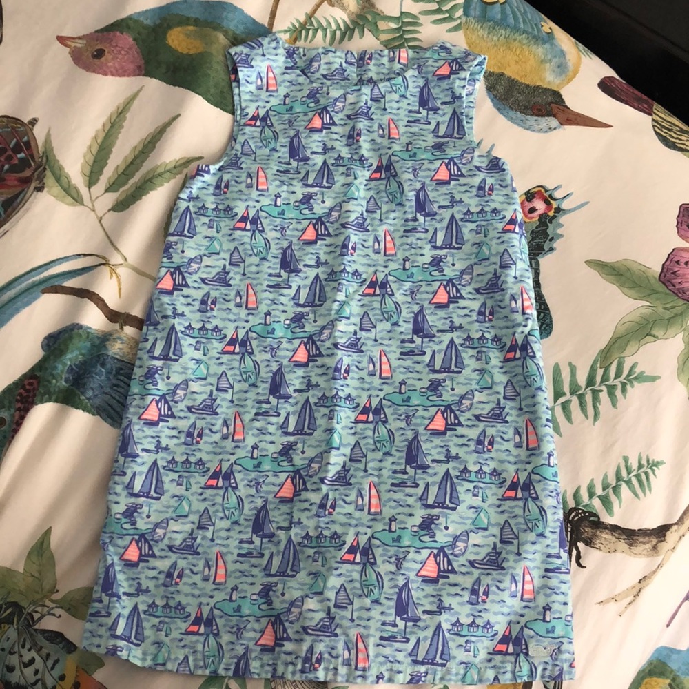 Girls size 5 Vineyard Vines dress